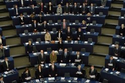 البرلمان الفرنسي يمدد التدخل العسكري ضد داعش في العراق