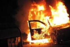 مواطنون يحرقون أكثر من 100 سيارة بحظيرة السيارات التابعة للجمارك بمدينة عين قزام في تمنراست