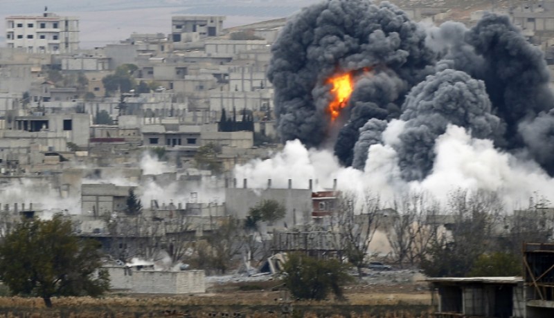 مقتل 14 سوريا من بينهم أطباء ومسعفين في غارة على ريف حلب