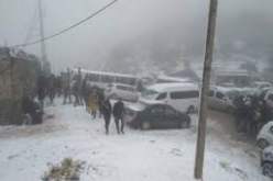 مئات العائلات تحت الحصار بسبب الثلوج في 6 ولايات.. والجيش يتدخل