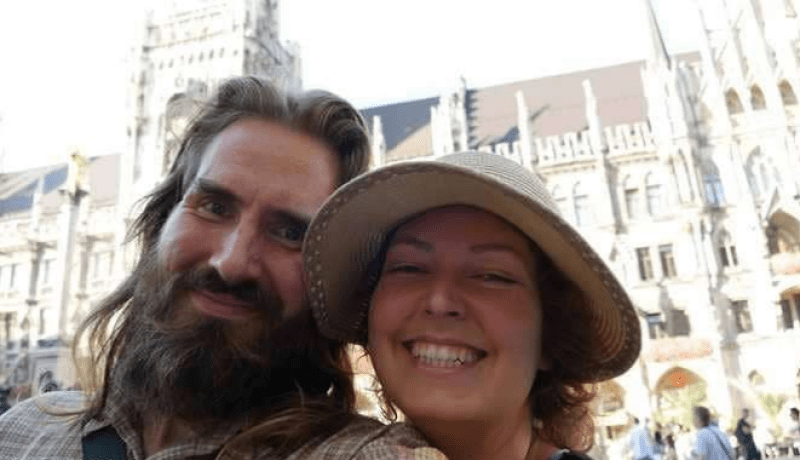 إفعل مثلهما.. وسافر إلى 7 بلدان دون دفع فلس واحد !؟