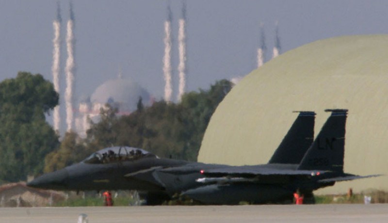 تركيا ترفض السماح لقوات التحالف باستخدام قاعدة انجرليك لضرب داعش