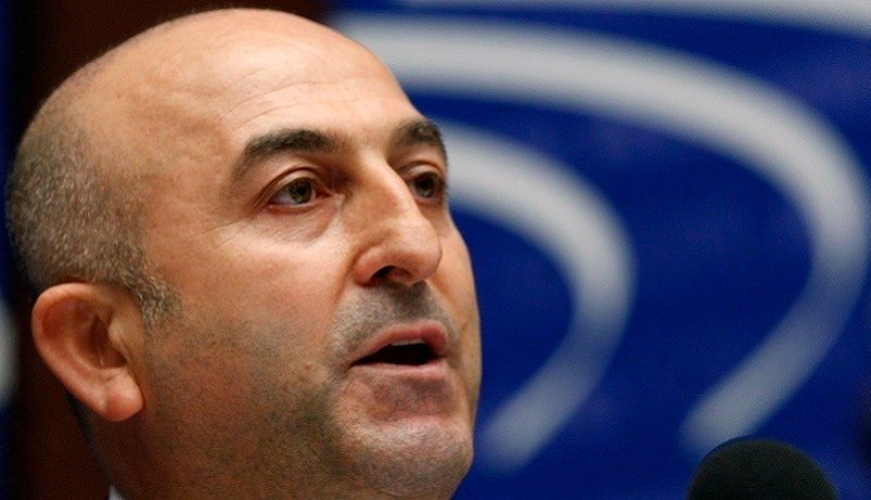 تركيا تعتقل أجنبيا ساعد 3 بريطانيات على الالتحاق بـداعش