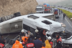 بالفيديو 12 قتيلا في حادث سير مروع جنوب تركيا