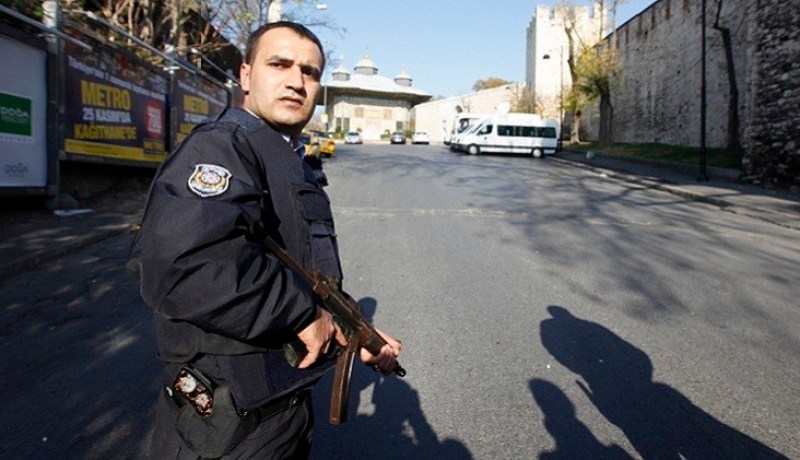 مقتل مسلحة في هجوم استهدف المقر العام للشرطة في اسطنبول