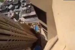 بالفيديو قفزة إنتحارية لشاب من أعلى ناطحة سحاب بدبي