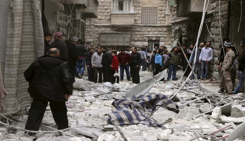 مقتل 15 شخصا جراء قصف مسلحين لأحياء سكنية في سوريا
