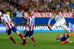 ريال يعود من معقل أتلتيكو من بتعادل في قمة كروية أوروبية