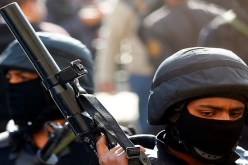 حبس 14 شرطيا بتهمة تعذيب سجينين حتى الموت في مصر