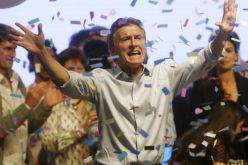 ماوريسيو ماكري يفوز في الانتخابات الرئاسية بالأرجنتين