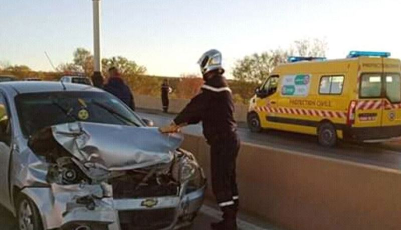 الشلف: إصابة طفل بجروح في إصطدام بين سيارة وشاحنة بالكفافسة