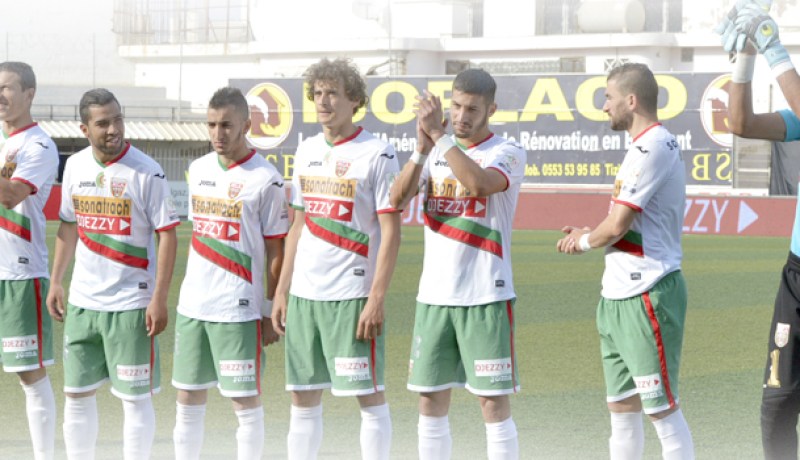 العميد على بعد 3 نقاط من البقاء والحمراوة يبحثون عن تأشيرة قارية