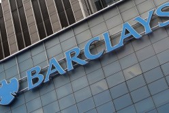 مصرف بريطاني يفتح تحقيقا داخليا في إطار فضيحة الفيفا