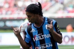 بالفيديو هدف مضحك وملغى لرونالدينيو