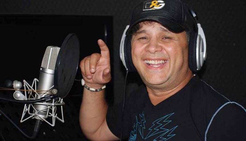 المراركة شمّعوا منزلي ومنعوني من دخول بلادهم لأنني رفضت حمل العلم المغربي