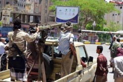 تواصل الإشتباكات بين المقاومة الشعبية ومسلحي الحوثي بتعز