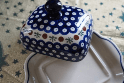 صحن نصفه في الظلام ونصفه في النور… رزق يشوبه الحرام