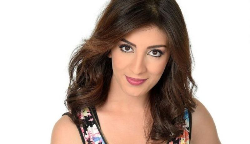 سهيلة بن لشهب تهنئ أسماء المنور بمناسبة طرح أغنيتها الجديدة