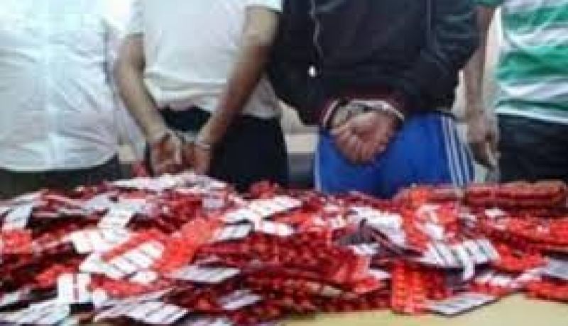 حجز 6.5 قنطار من التمر و380 قرصا مهلوسا بتلمسان