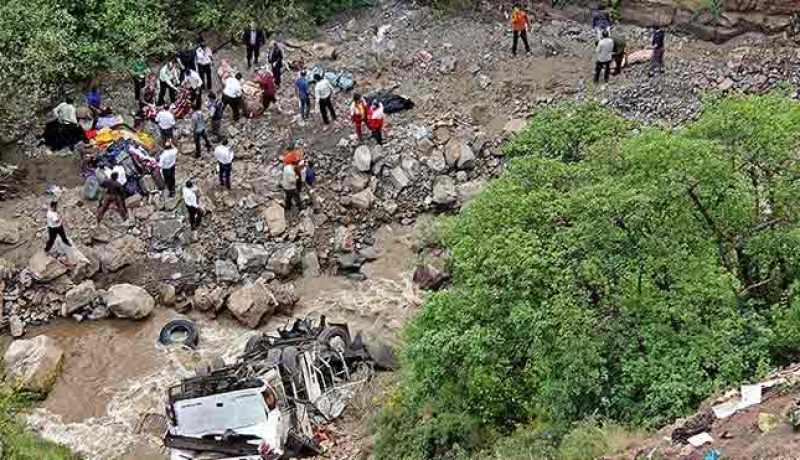 مقتل وإصابة 47 راكبا في إنقلاب حافلة بالفلبين