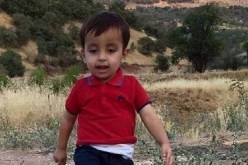 والد الطفل ايلان يدعو العالم إلى فتح أبوابه للاجئين السوريين