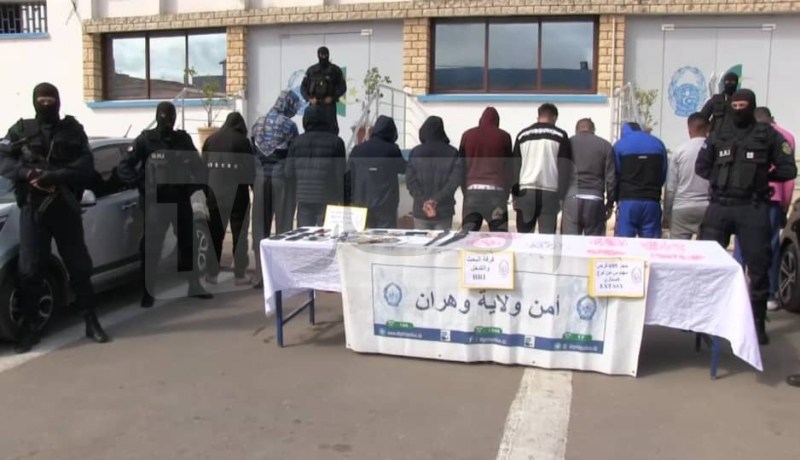 بالصور.. تفكيك شبكة دولية لتهريب للإكستازي عبر رحلات حرقة في وهران