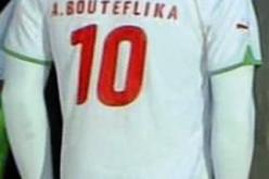 الرئيس أوَّل من يلبس قميص الخُضر