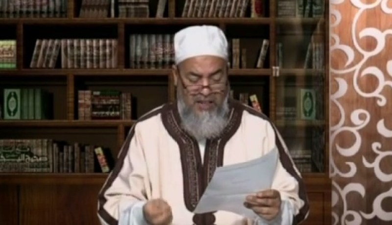 بالفيديو السيدة رحّال تبحث عن أخاها عبر برنامج انصحوني للشيخ شمس الدين الجزائري