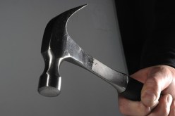 أربعيني يقتل امرأة بمطرقة بحي بوخضرة في عنابة