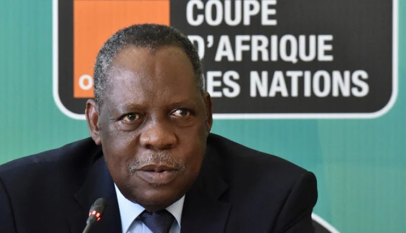 عيسى حياتو يتسلم مهامه في الفيفا