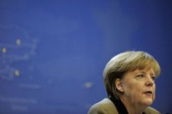 ميركل: سنوات صعبة في انتظار منطقة اليورو