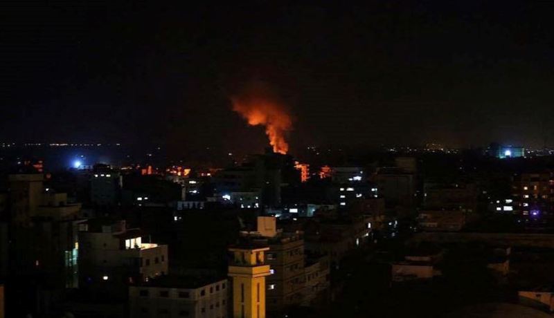 طائرات الاحتلال الصهيوني تقصف موقعا للقسام في غزة بـ 5 صواريخ