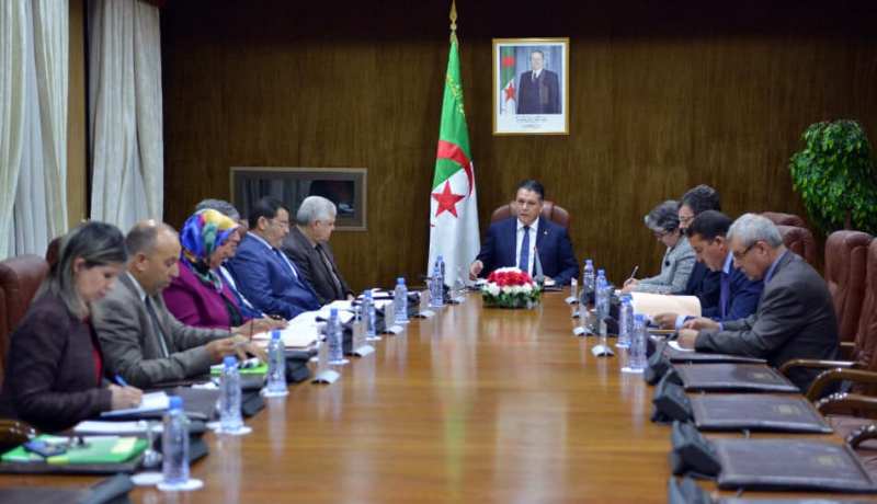 بوشارب يجتمع بمكتب المجلس لدراسة استخلاف النواب المستقيلين