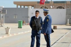 تونس تعيد فتح حدودها البرية مع ليبيا