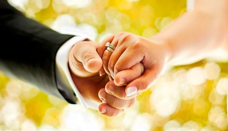 أونساج تطلق قروض للشباب الراغب في الزواج