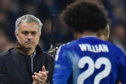 هدف برازيلي ينقذ مورينيو