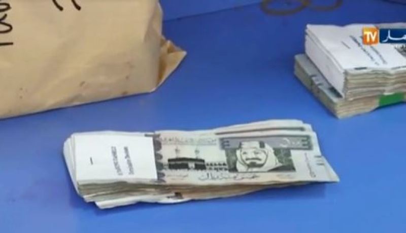 السعودية تبحث عن بدائل لإيرادات النفط برفع رسوم تأشيرة الحج والعمرة