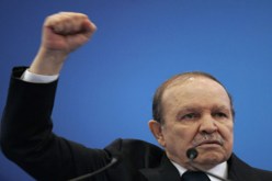 بوتفليقة يُقّر بصعوبة المرحلة وخطورة المحيط