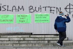 الاعتداءات على المسلمين في بريطانيا بلغت 300% بعد هجمات باريس