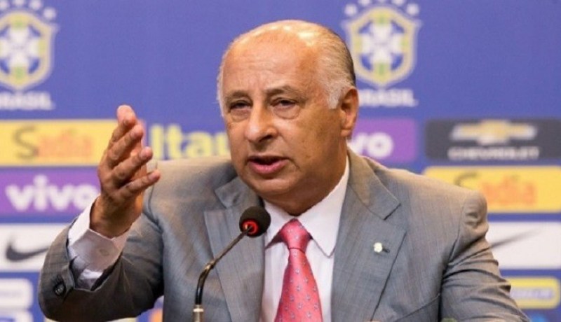 البرازيلي ديل نيرو يستقيل من اللجنة التنفيذية للفيفا