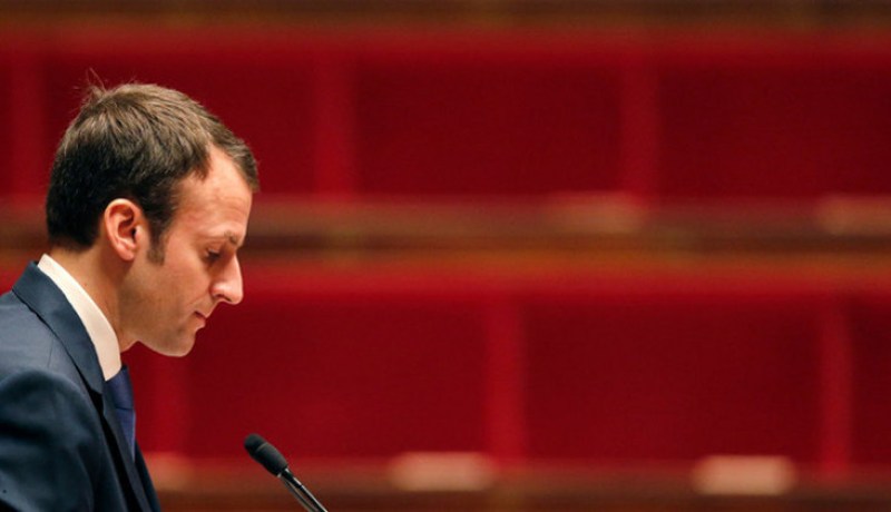 وزير الاقتصاد الفرنسي يستنكر الإقصاء الاجتماعي للشباب المسلم في بلاده