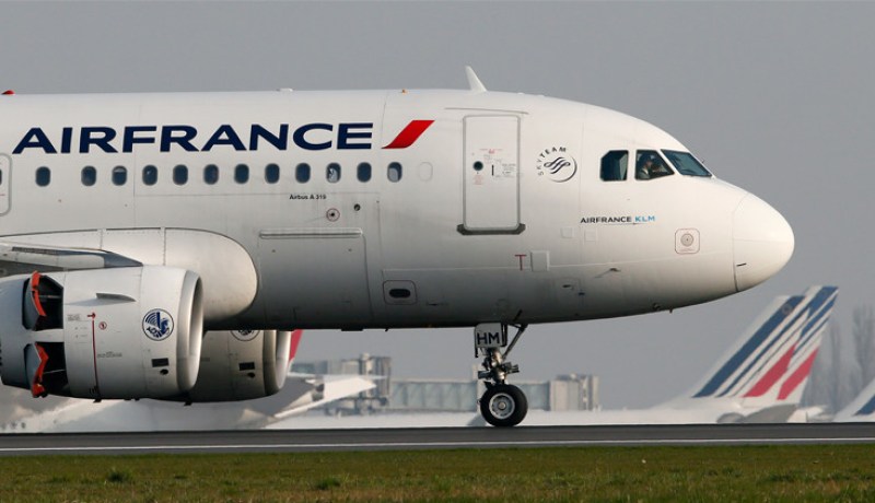 هجمات باريس تكلف إير فرانس نحو 50 مليون يورو