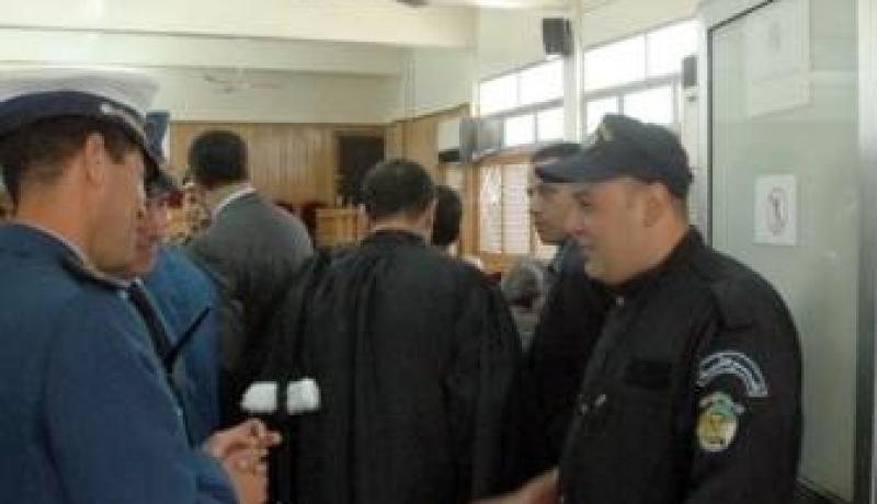ملثم يقتحم فيلا بالعاشور ليلا ويحتجز قريبة عشيقته رهينة