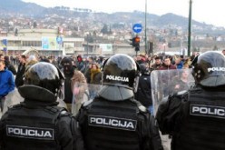 البوسنة تلقي القبض على 11 إسلاميا بتهمة التخطيط لعمل إرهابي