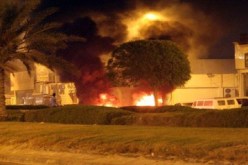 ملثمون يلقون قنابل حارقة على مجمع للمخابرات في السعودية