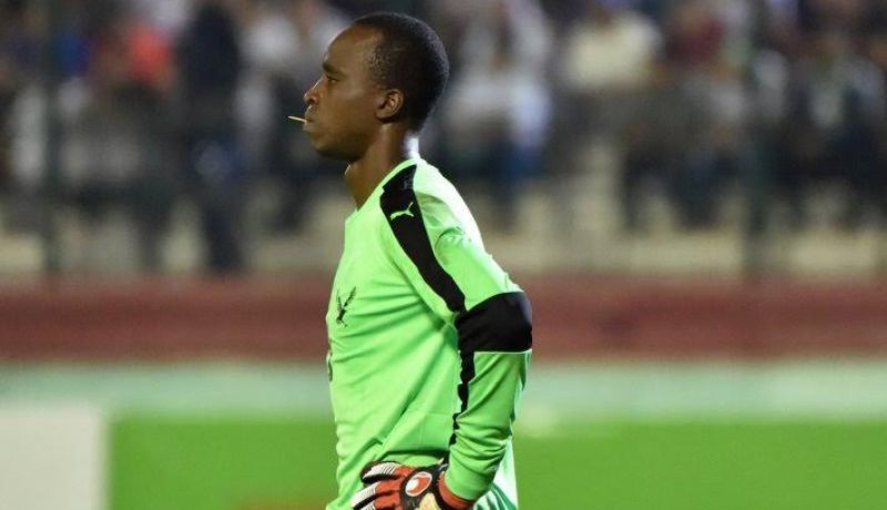 حارس الطوغو ارتدى حذاء جزائريا خلال مواجهة الخضر