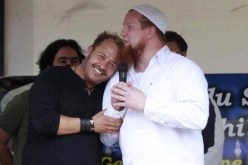 مطرب ألماني شهير يعتنق الإسلام