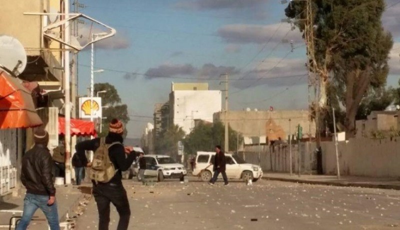 فرض حظر التجوال في القصرين بتونس