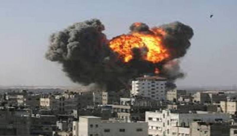 مقتل 13 شخصا في قصف جوي بسوريا