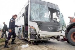 17 جريحا في حادث انقلاب حافلة لنقل المسافرين بالبيض